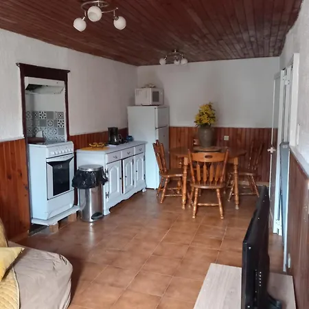 Dans Maison De Village