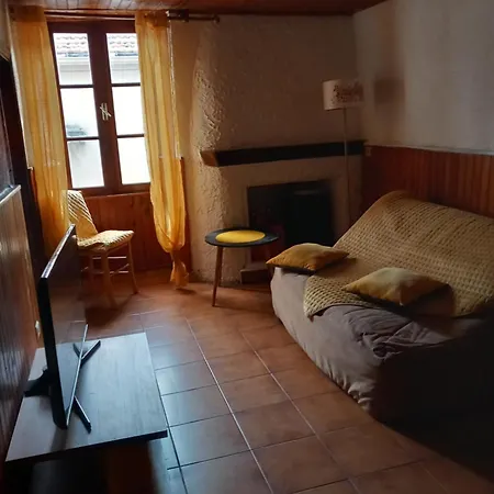 Appartement Dans Maison De Village Cervione